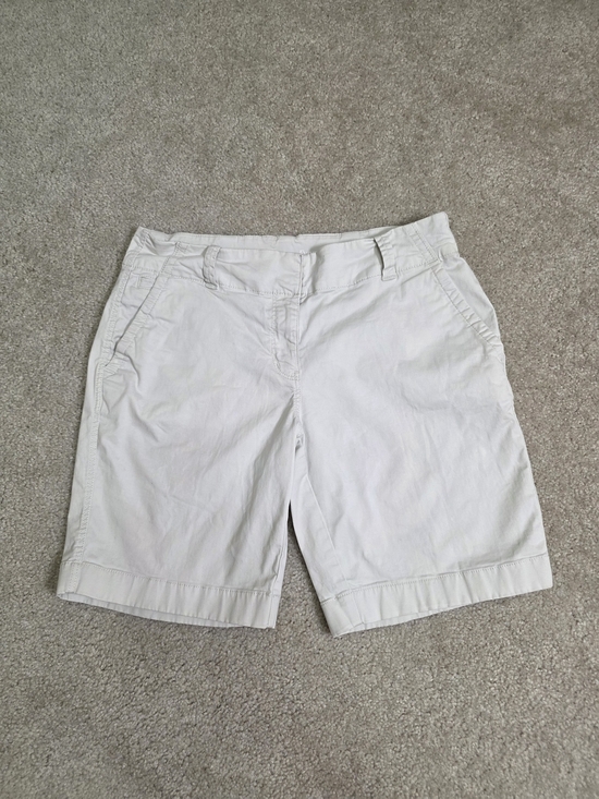 Vineyard Vines Pants - Vineyard Vines White Cargo Shorts Size 6